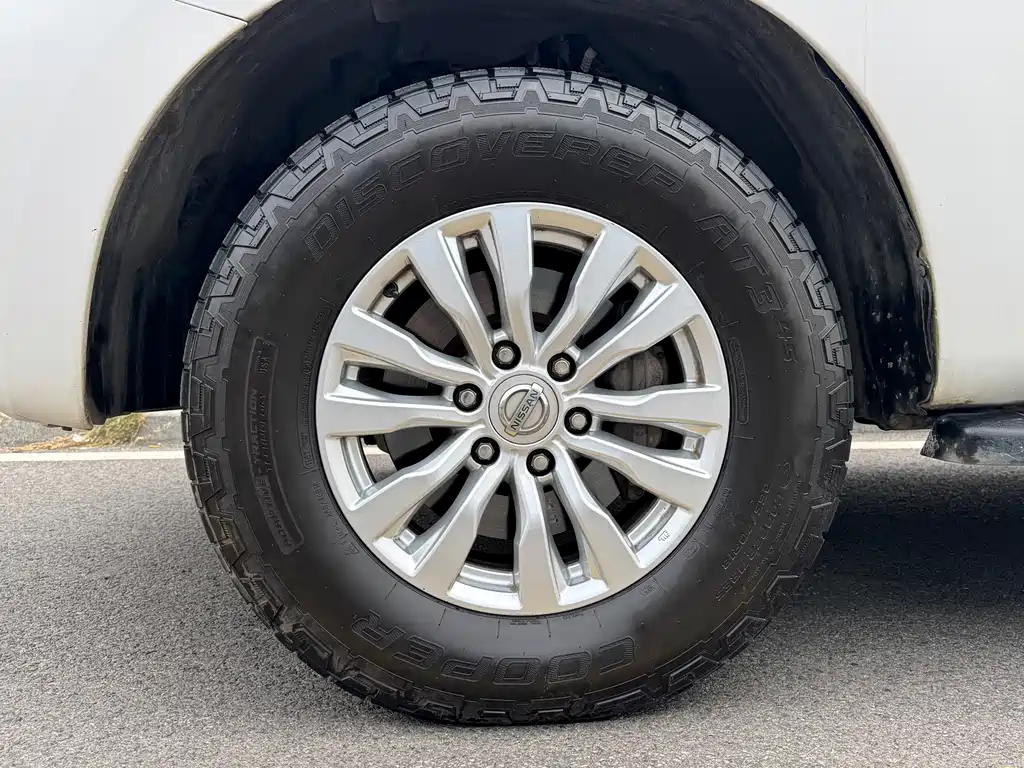 Nissan Patrol — фото 8