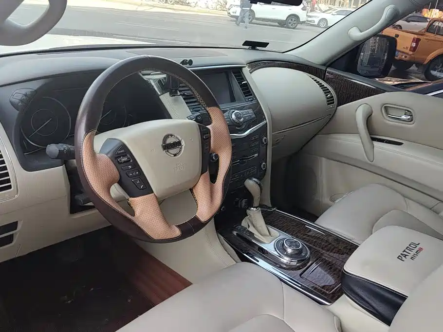 Nissan Patrol — фото 11
