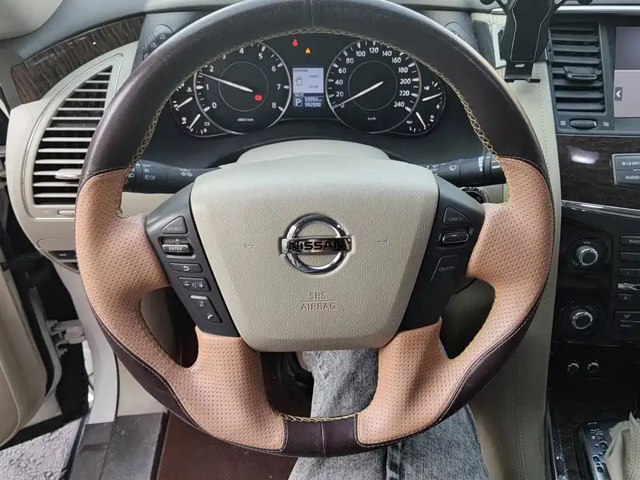 Nissan Patrol — фото 14