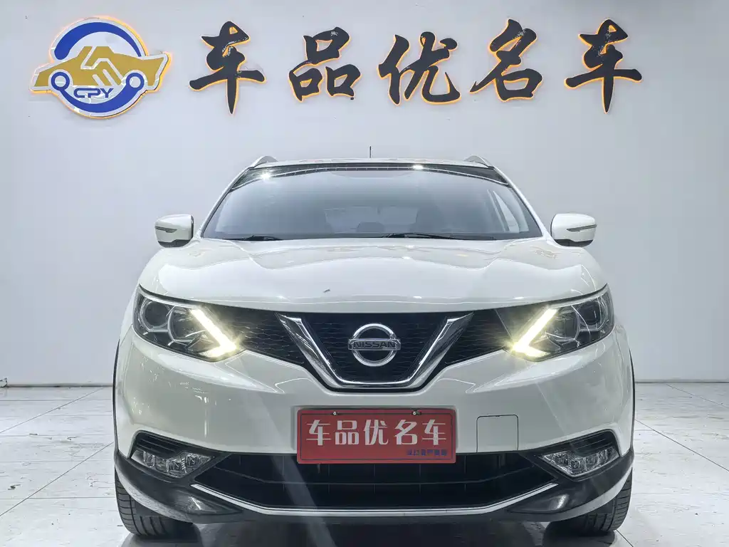 Nissan Qashqai — фото 2