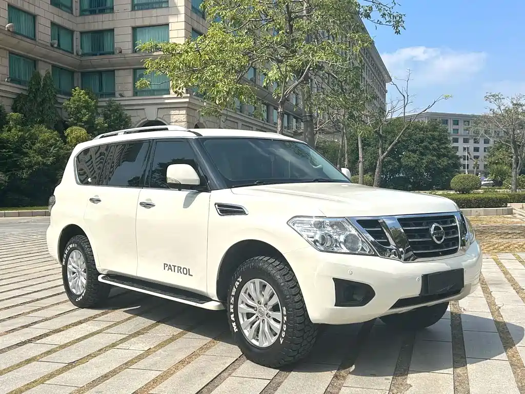Nissan Patrol — фото 3