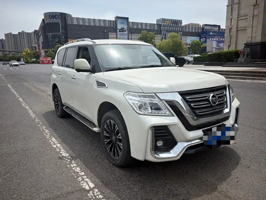 Nissan Patrol — фото 3