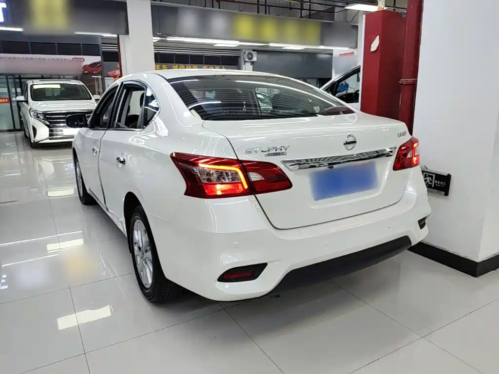Nissan Sylphy — фото 4