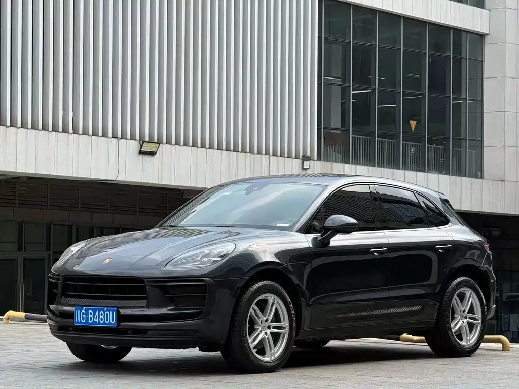 Porsche Macan — фото 7