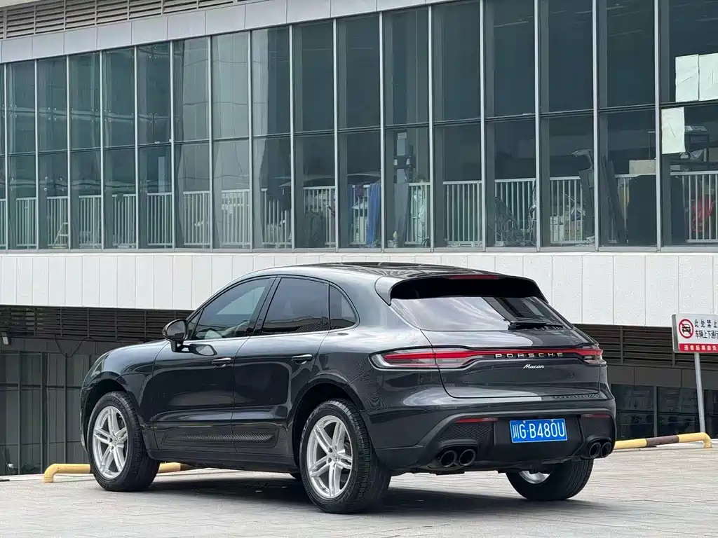 Porsche Macan — фото 9