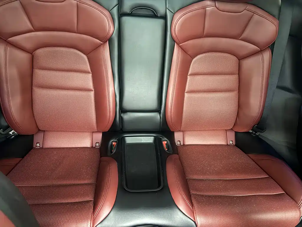 Porsche Taycan — фото 24