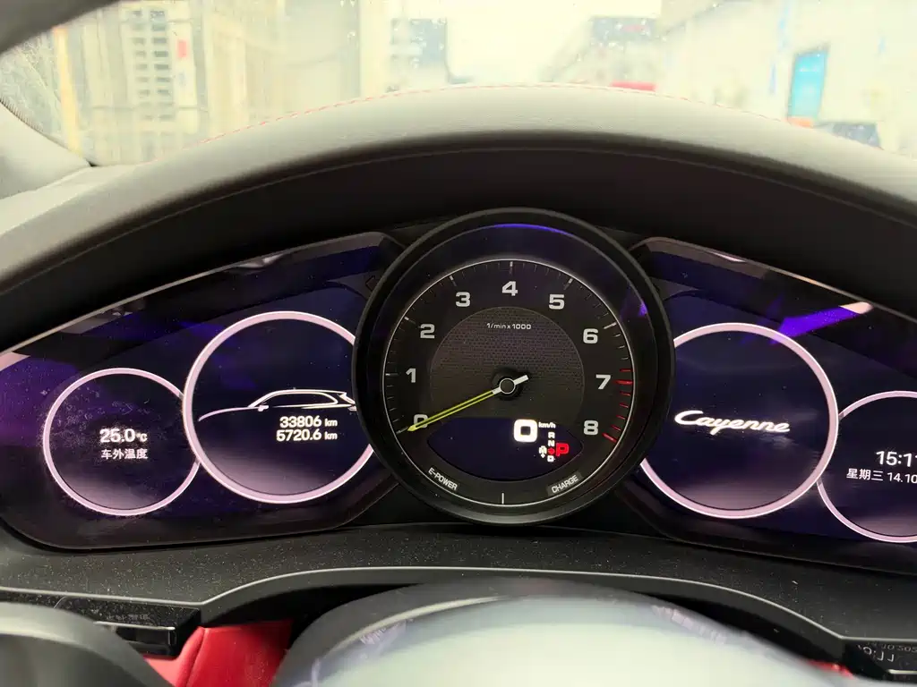 Porsche Cayenne Hybrid — фото 10
