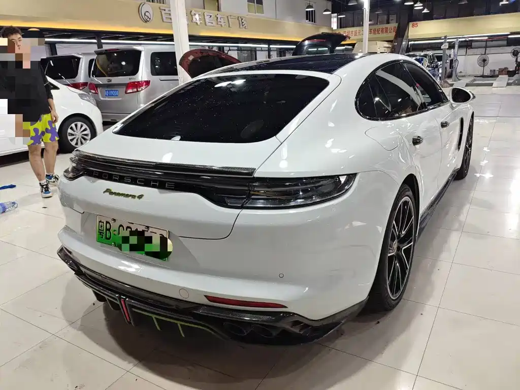 Porsche Panamera Hybrid — фото 2