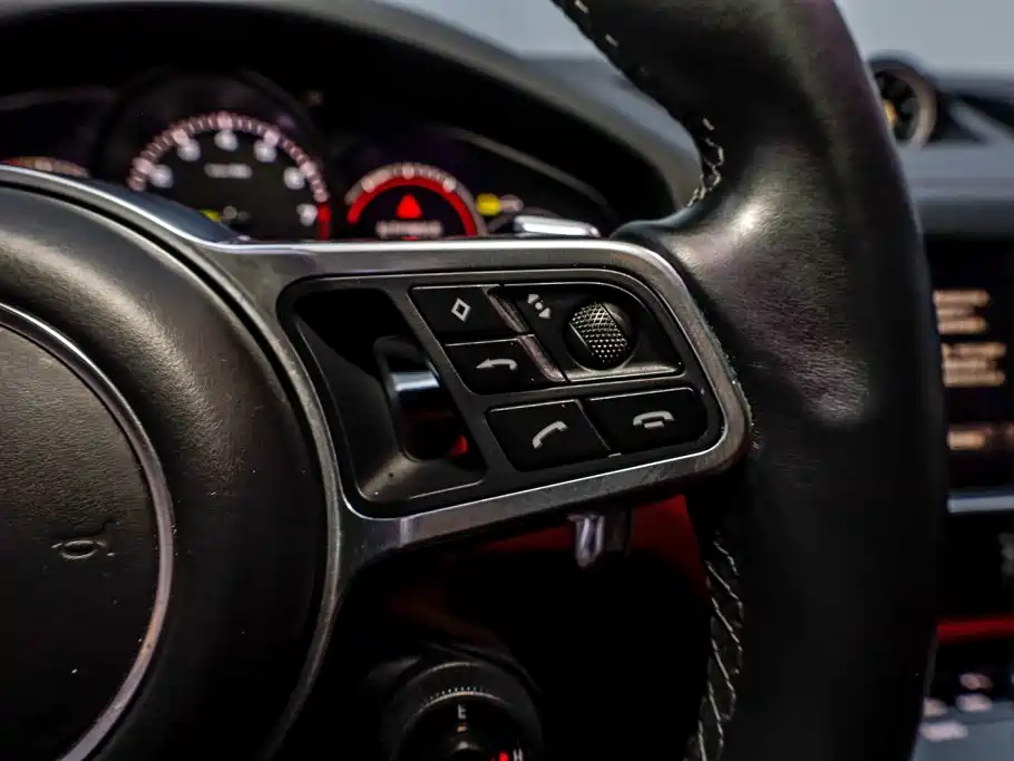 Porsche Cayenne Hybrid — фото 17
