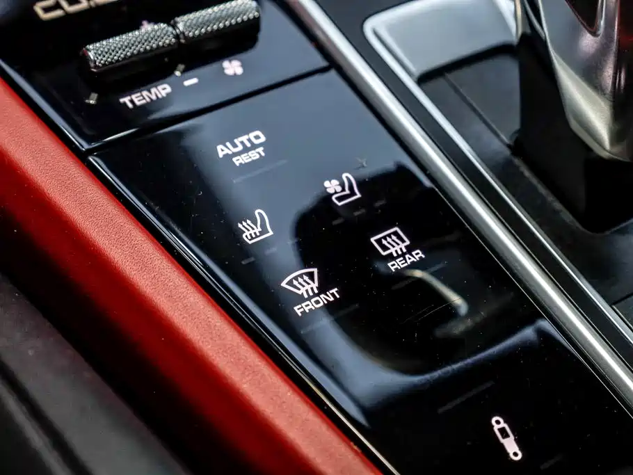 Porsche Cayenne Hybrid — фото 21