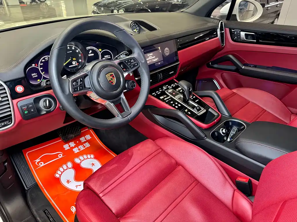 Porsche Cayenne Hybrid — фото 7