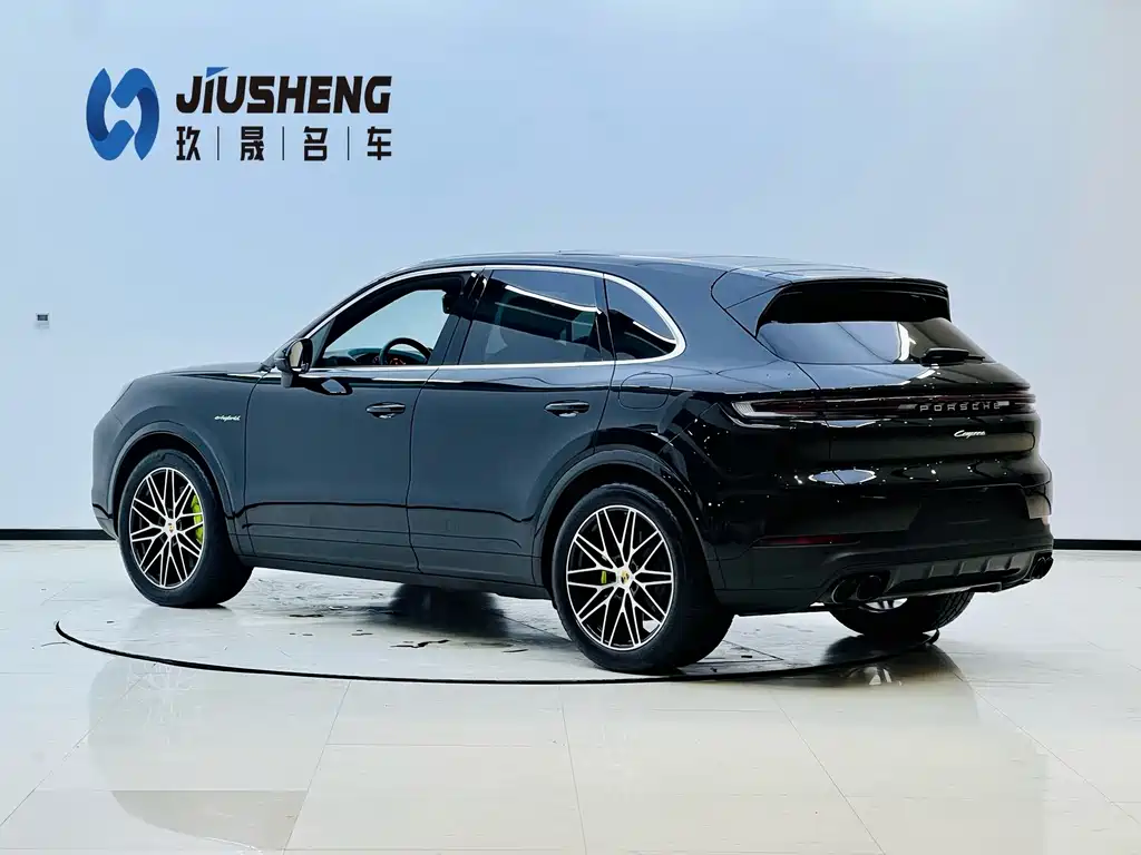 Porsche Cayenne Hybrid — фото 4