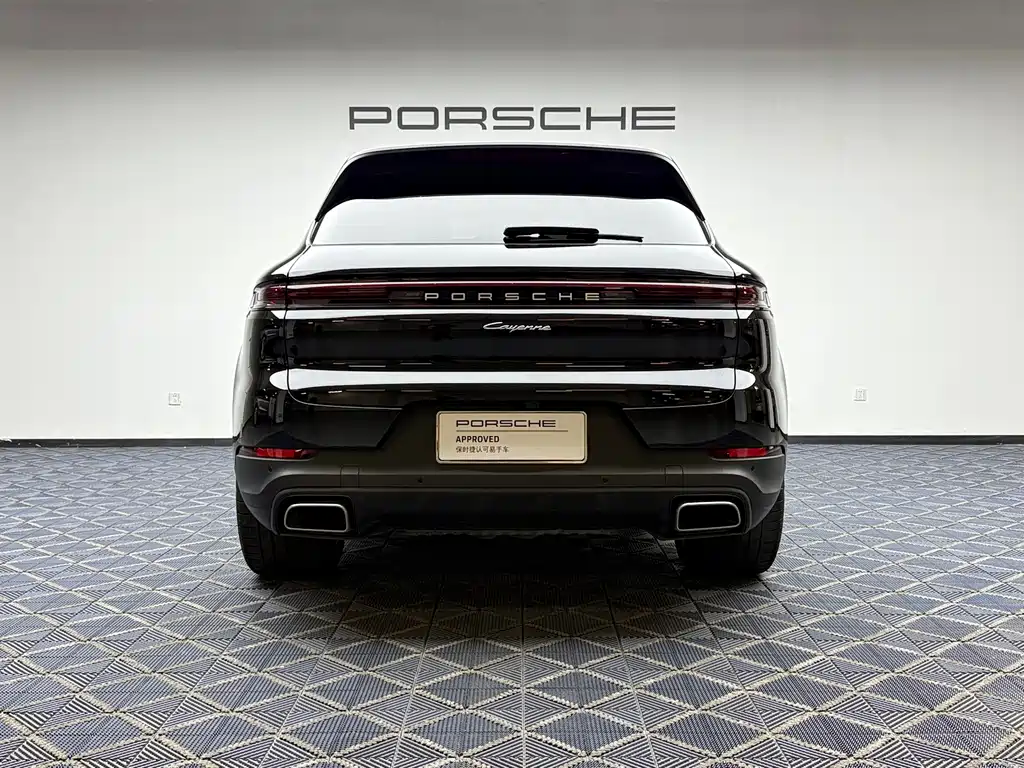 Porsche Cayenne — фото 7