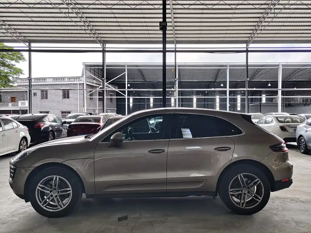 Porsche Macan — фото 4