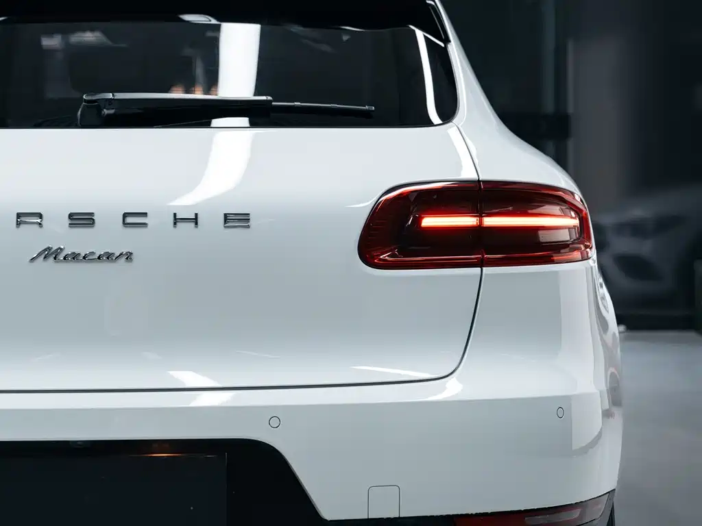 Porsche Macan — фото 6