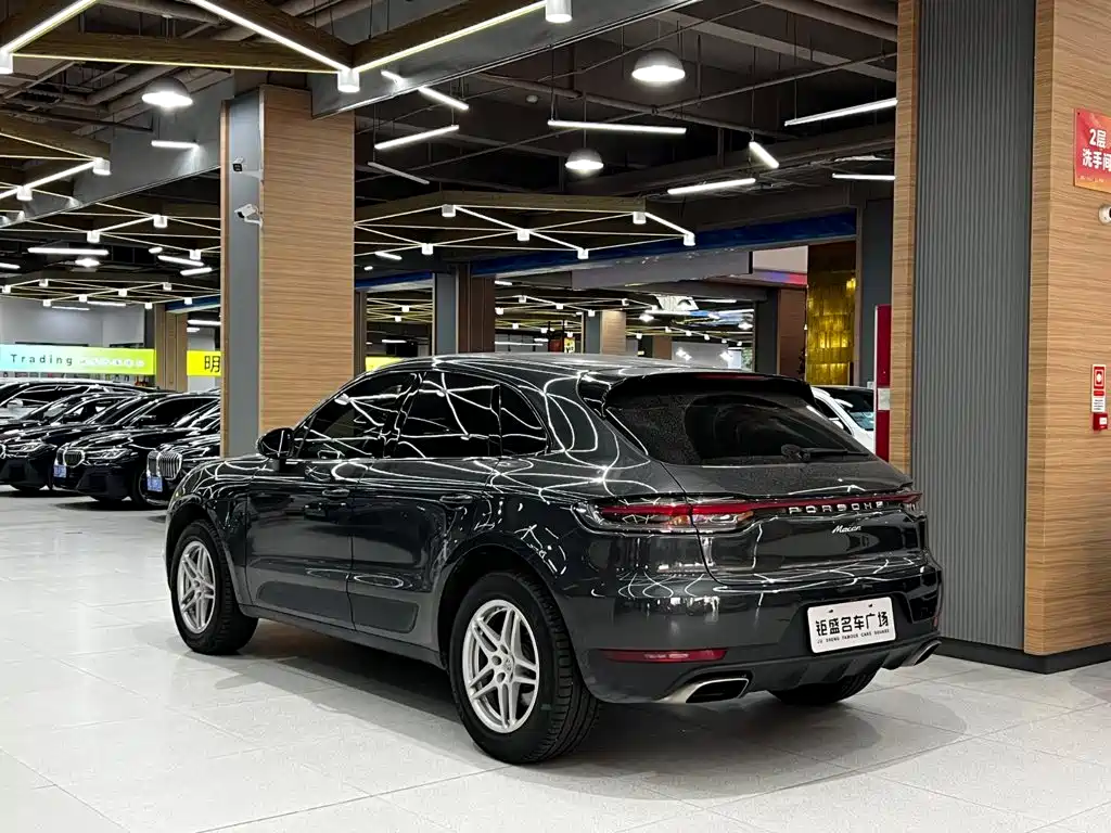 Porsche Macan — фото 5