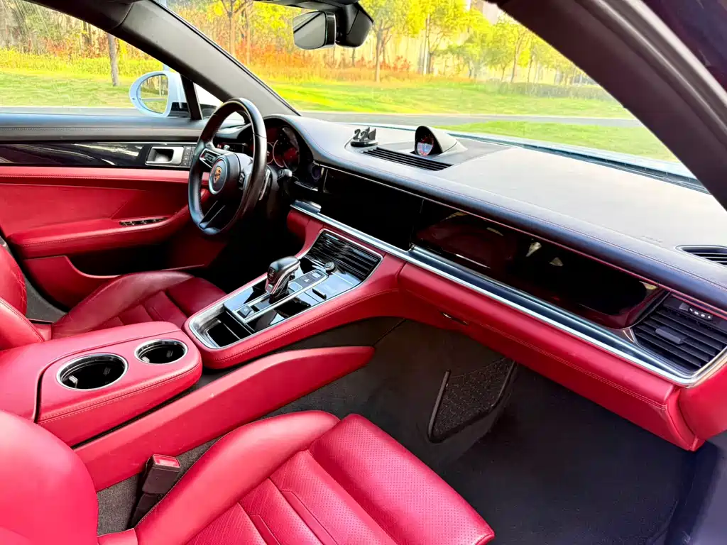 Porsche Panamera — фото 6