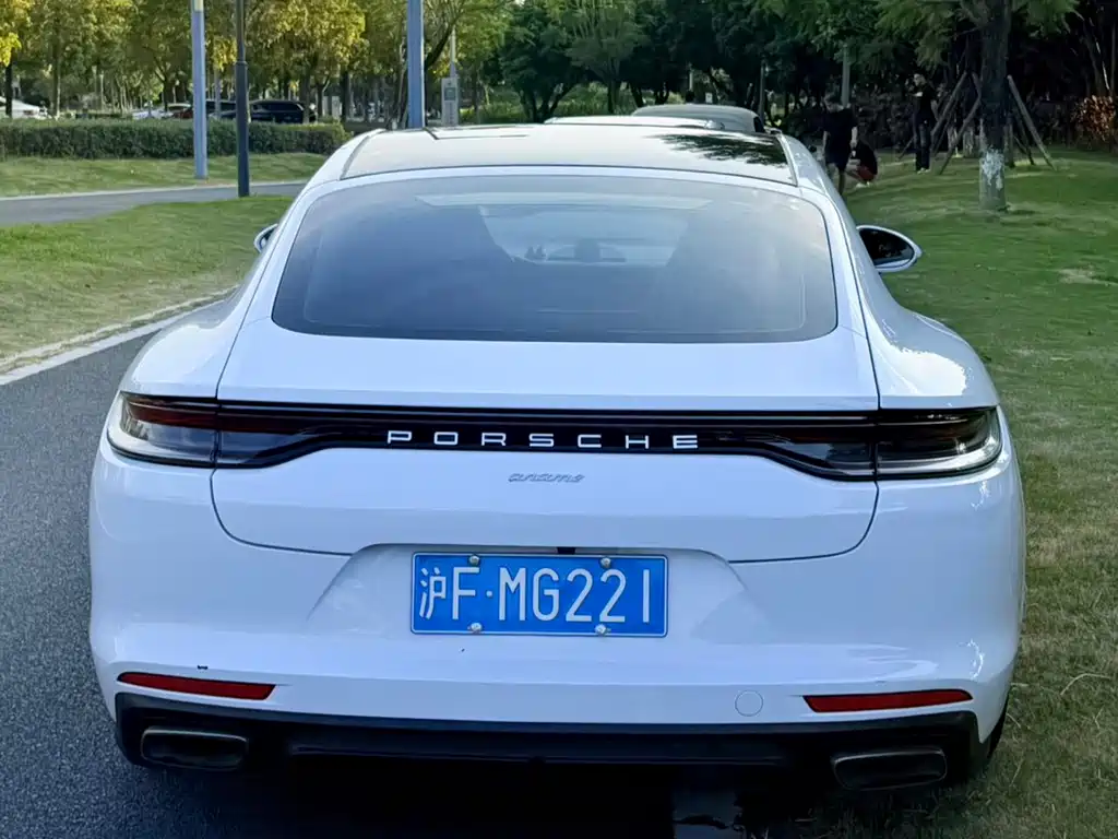 Porsche Panamera — фото 9
