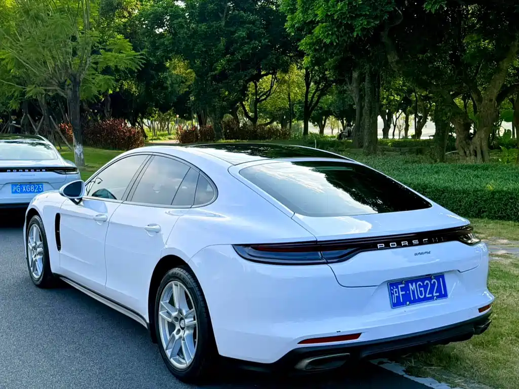 Porsche Panamera — фото 10