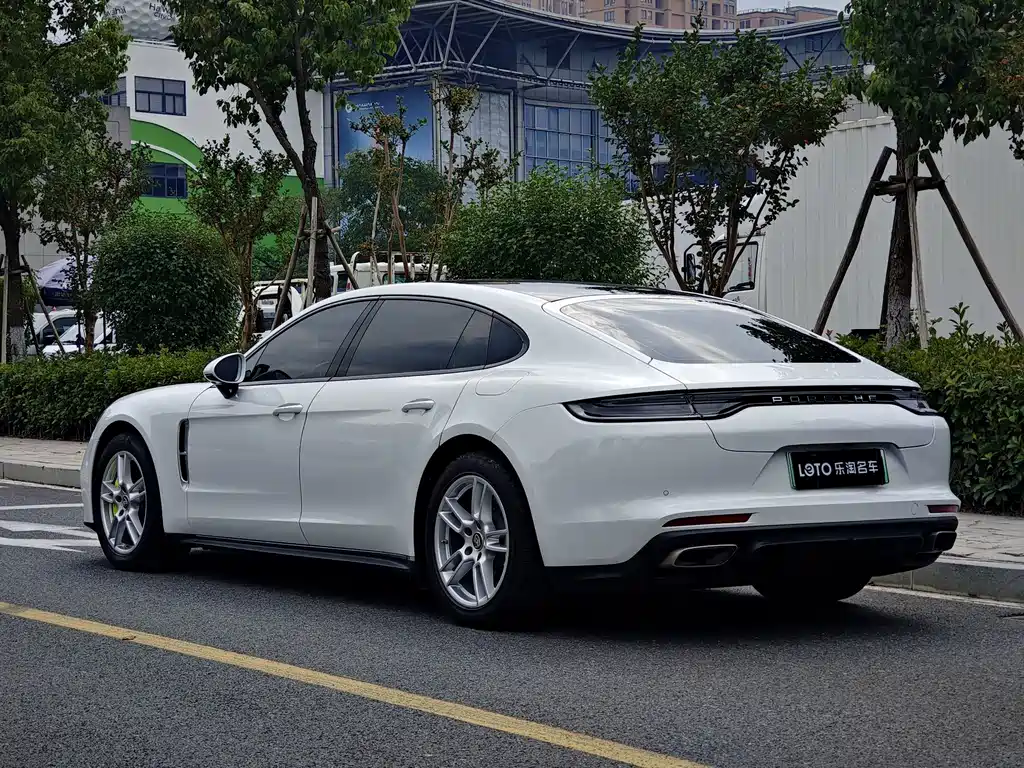 Porsche Panamera Hybrid — фото 5