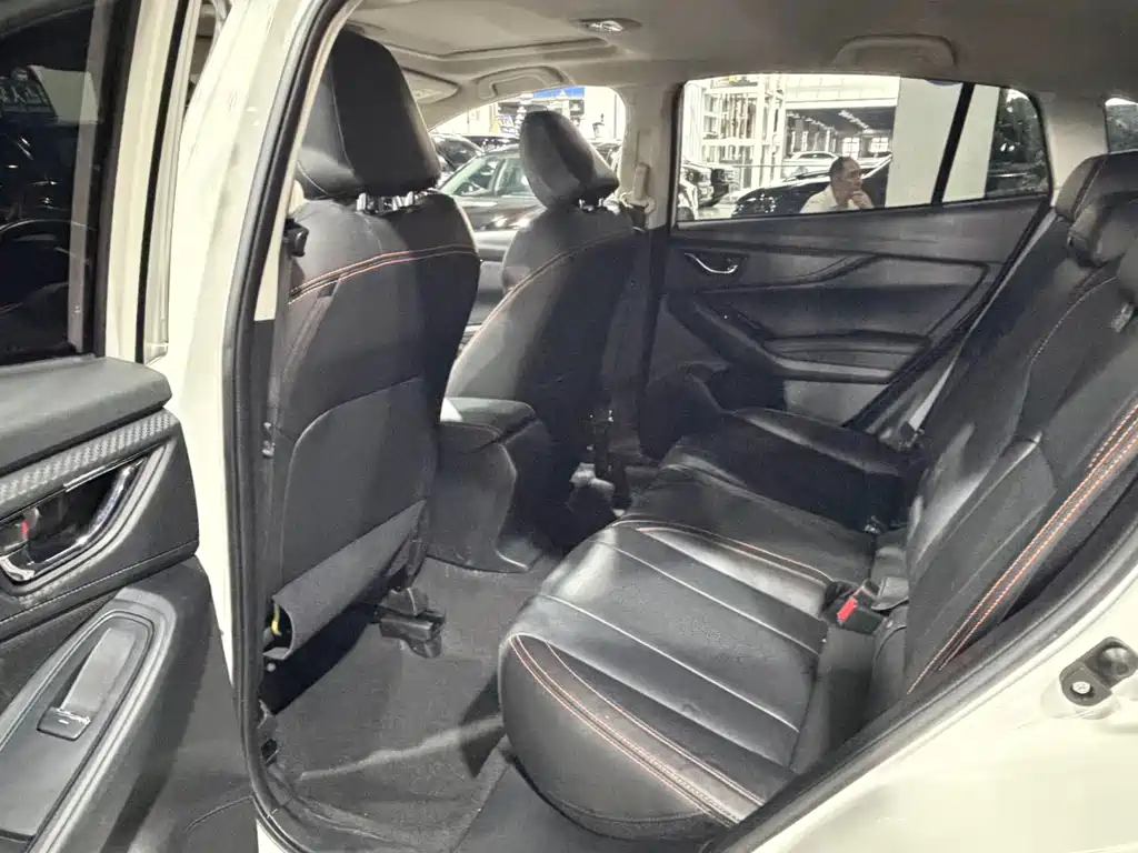 Subaru XV — фото 5