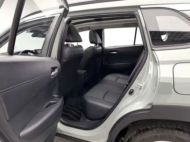 Toyota Corolla Cross — фото 9