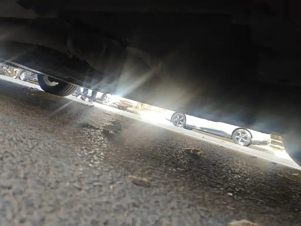 Toyota Granvia — фото 17