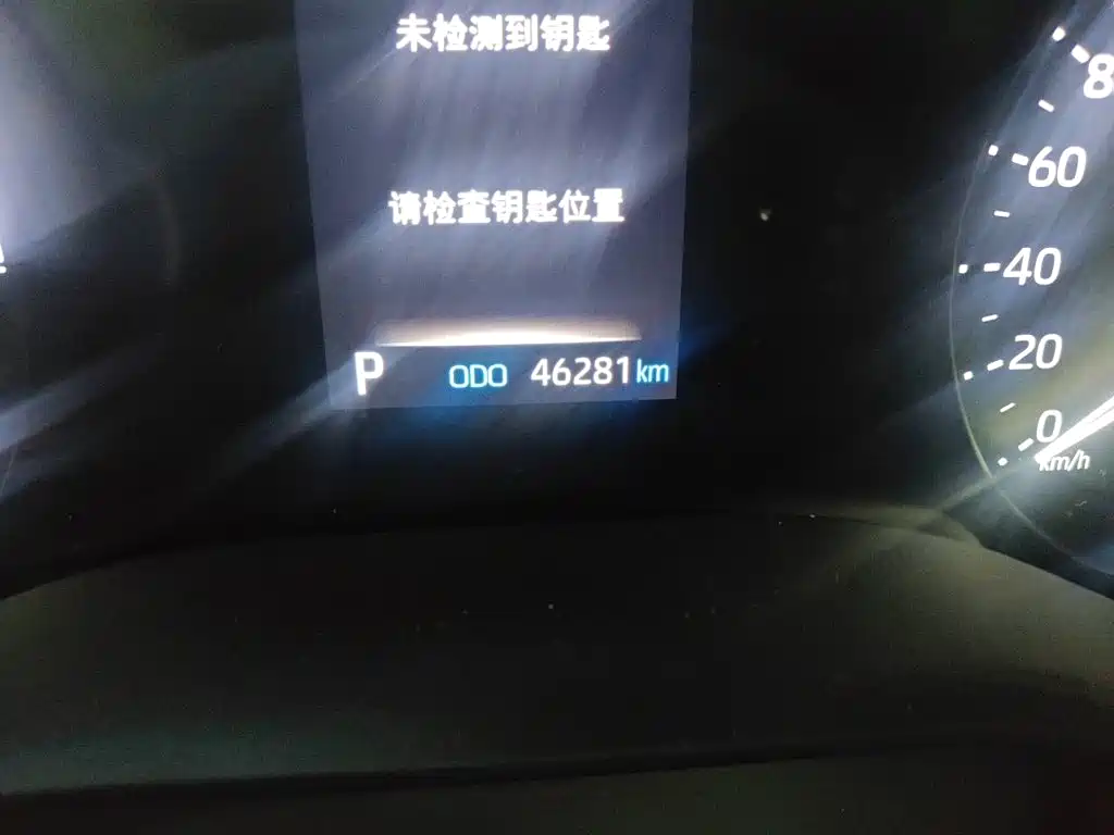 Toyota Granvia — фото 8