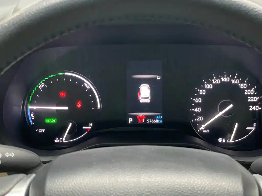Toyota Granvia — фото 13
