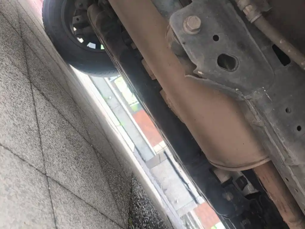 Toyota Prado — фото 18