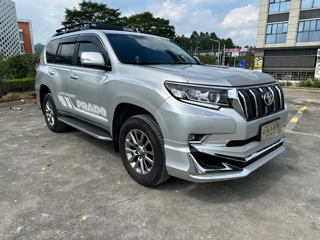 Toyota Prado — фото 2