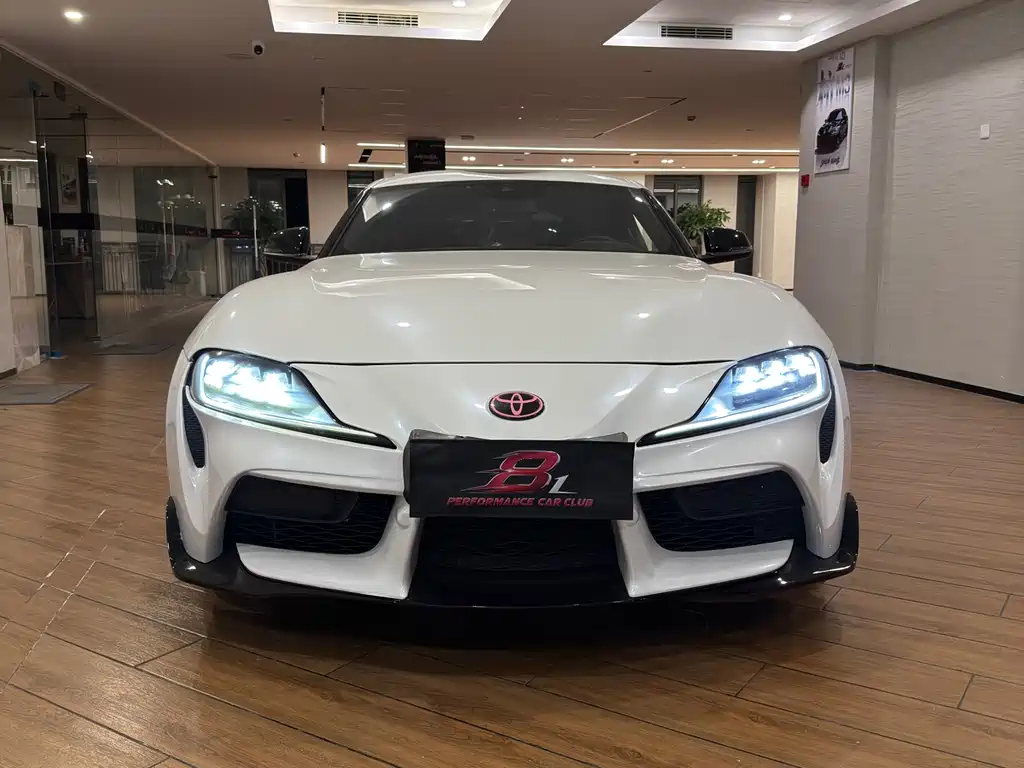 Toyota Supra — фото 2