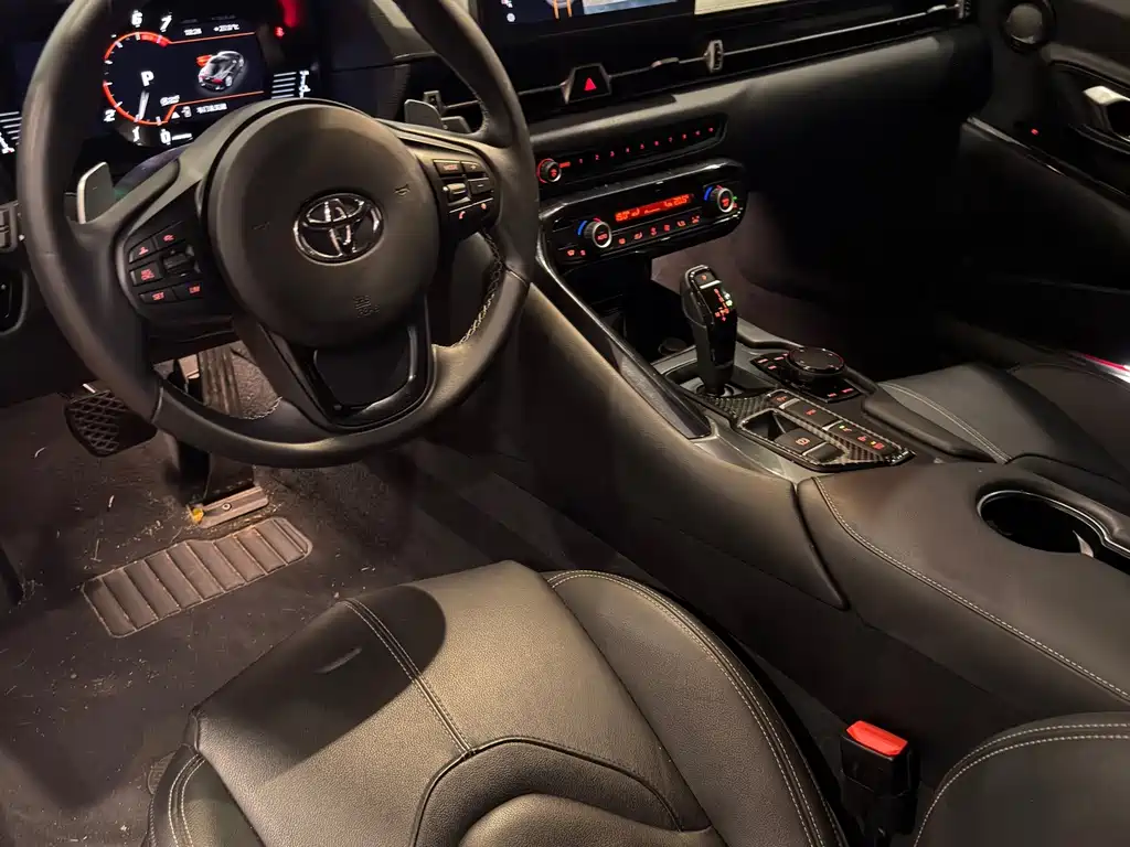 Toyota Supra — фото 6