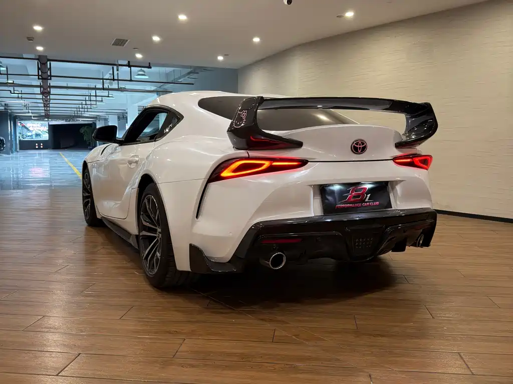 Toyota Supra — фото 7