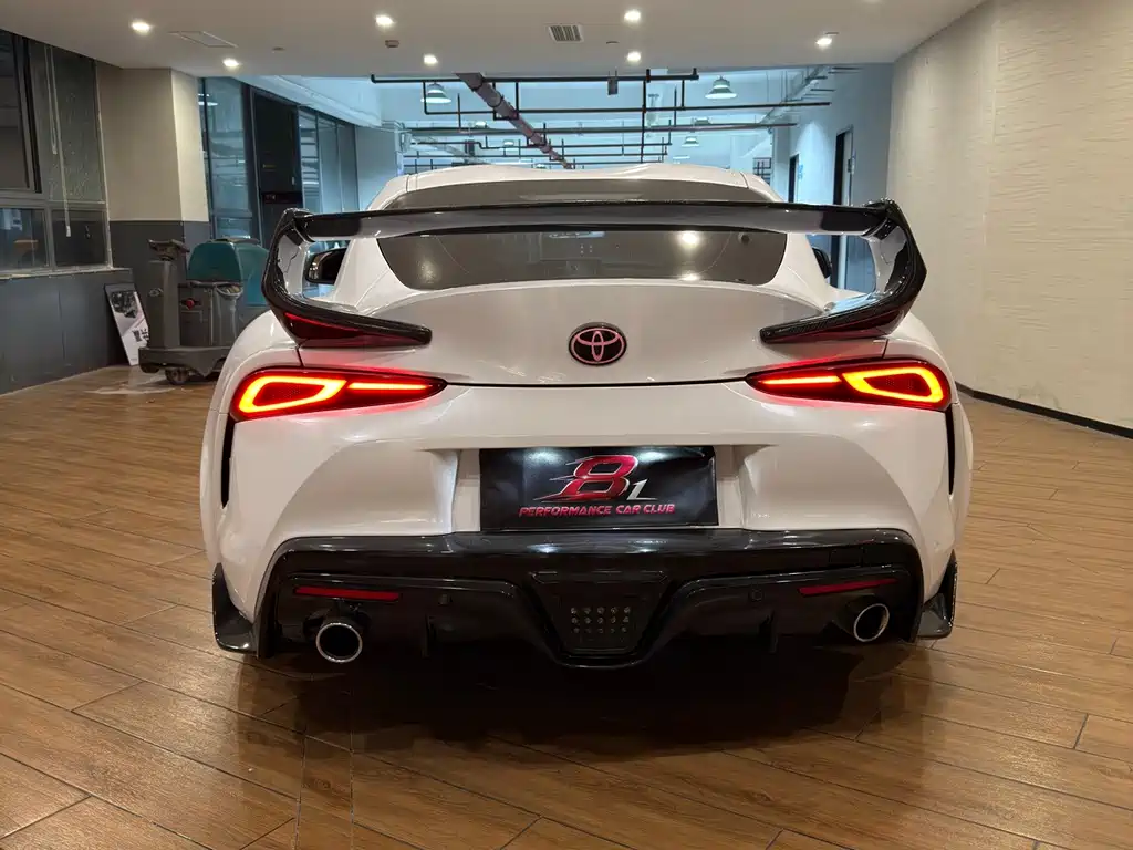Toyota Supra — фото 8