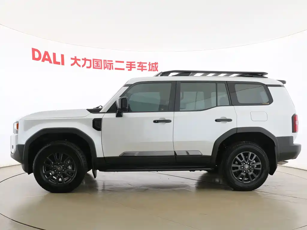 Toyota Prado — фото 11