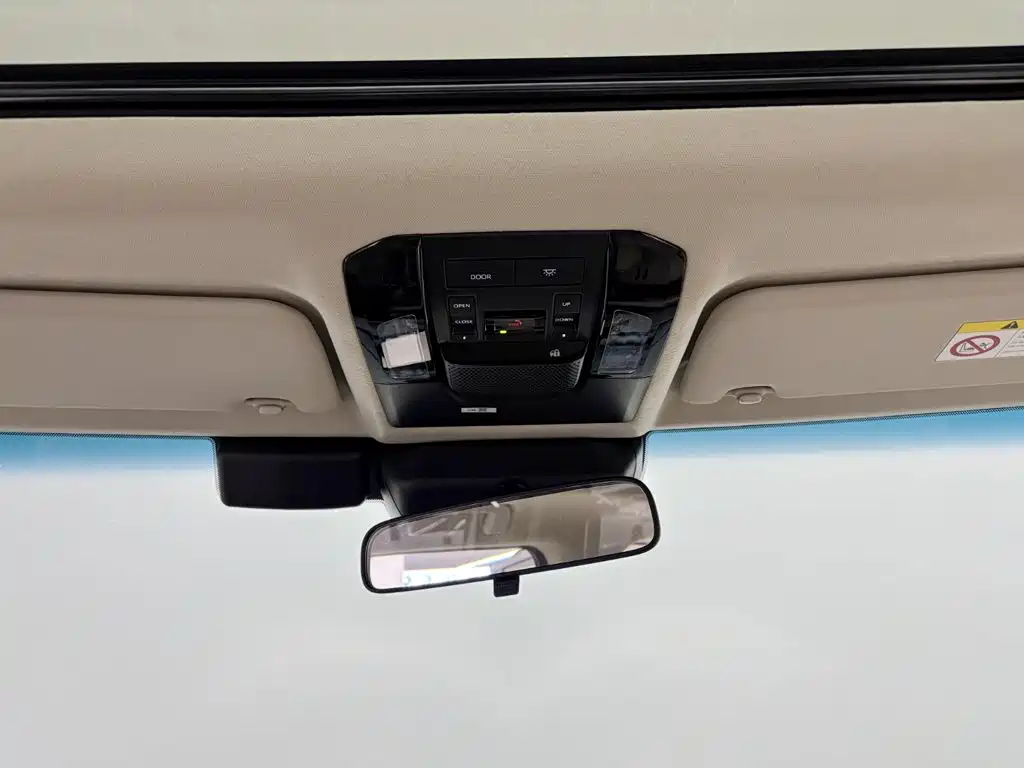 Toyota Prado — фото 21