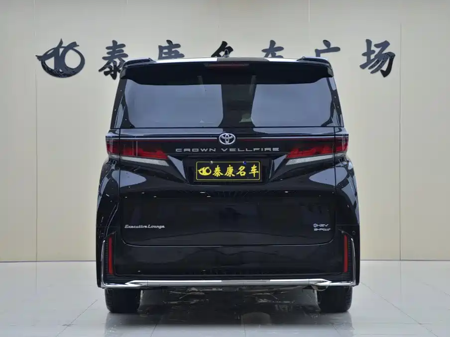 Toyota Vellfire — фото 3
