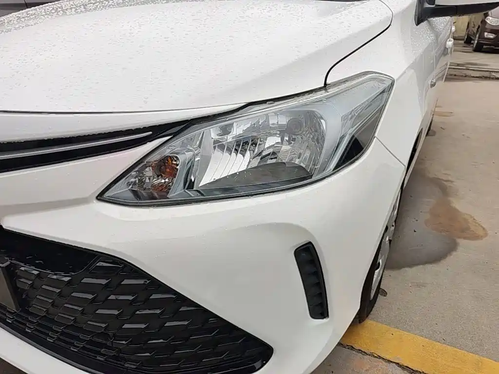 Toyota Vios FS — фото 17