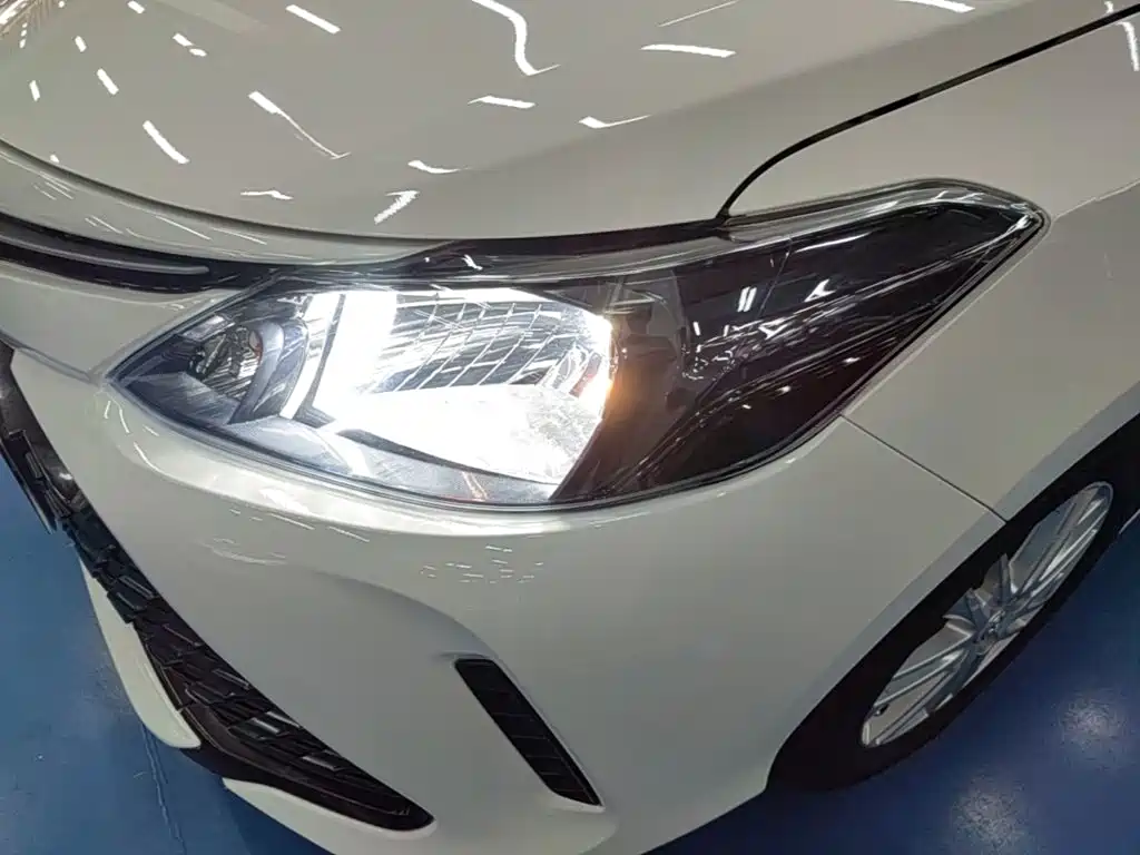 Toyota Vios FS — фото 23