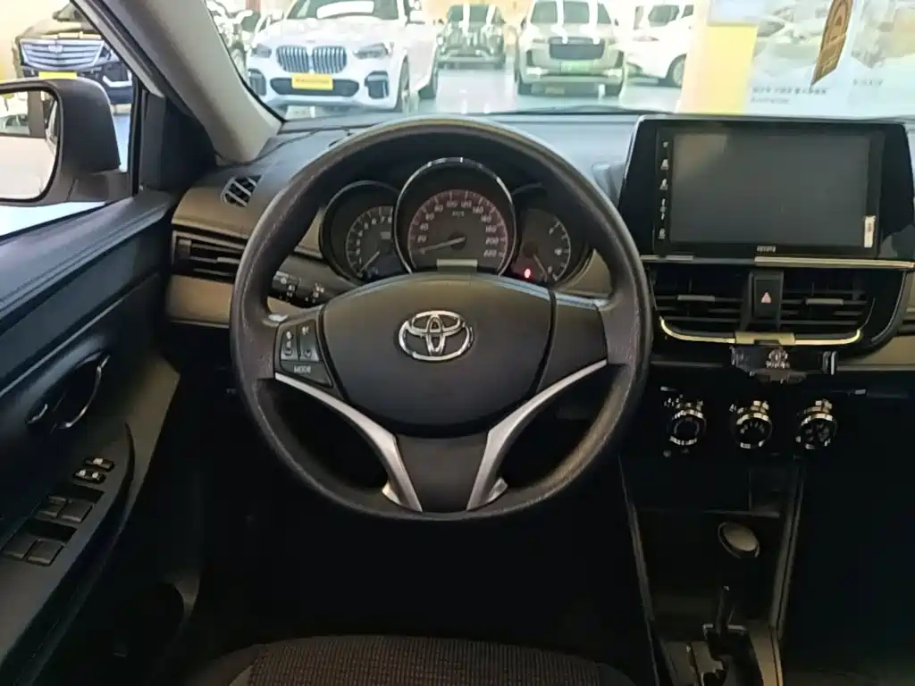 Toyota Vios FS — фото 10