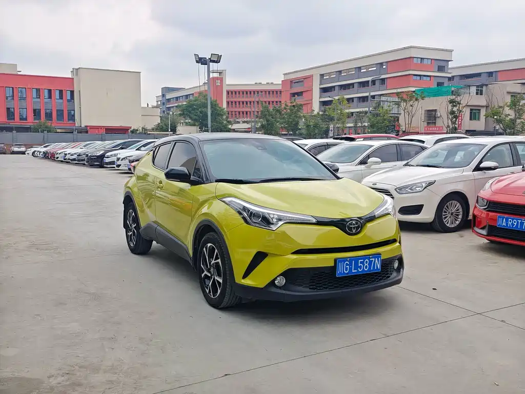 Toyota C-HR — фото 3