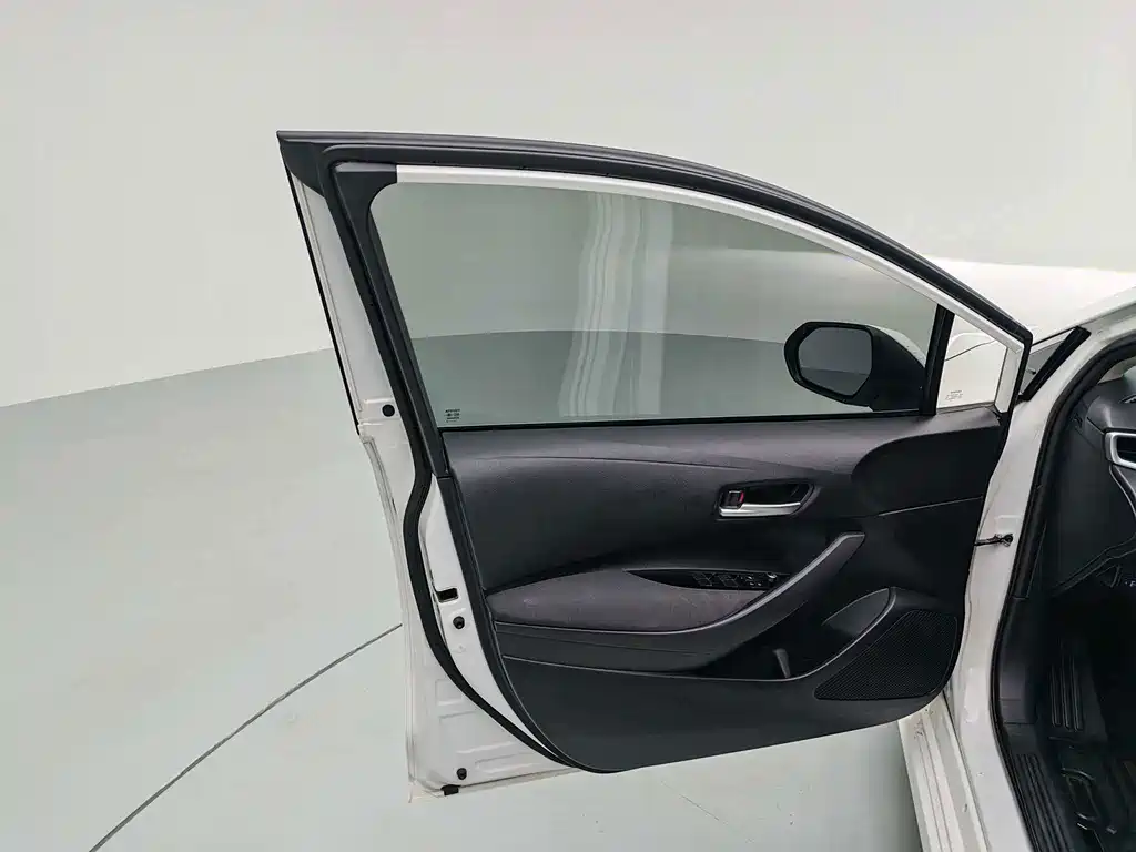 Toyota Allion — фото 14