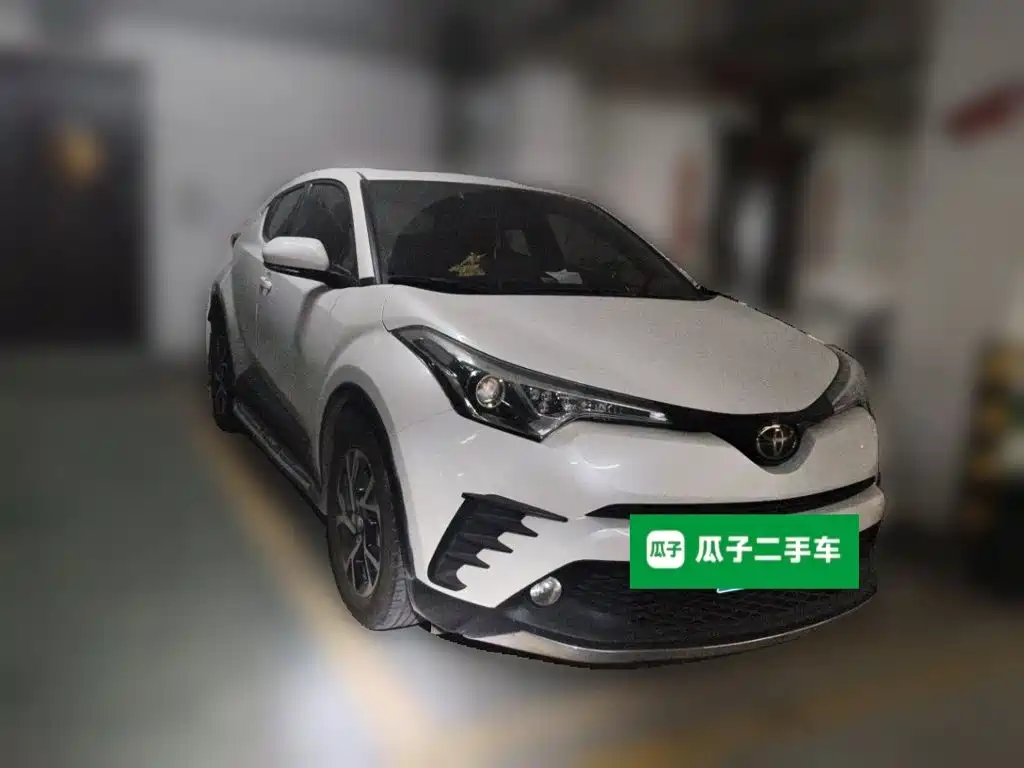 Toyota C-HR — фото 23