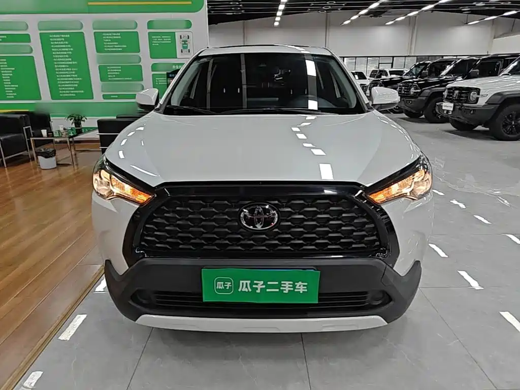 Toyota Corolla Cross — фото 2