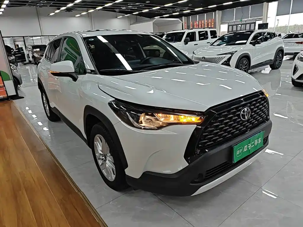 Toyota Corolla Cross — фото 3