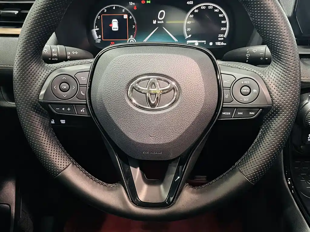 Toyota Wildlander — фото 14
