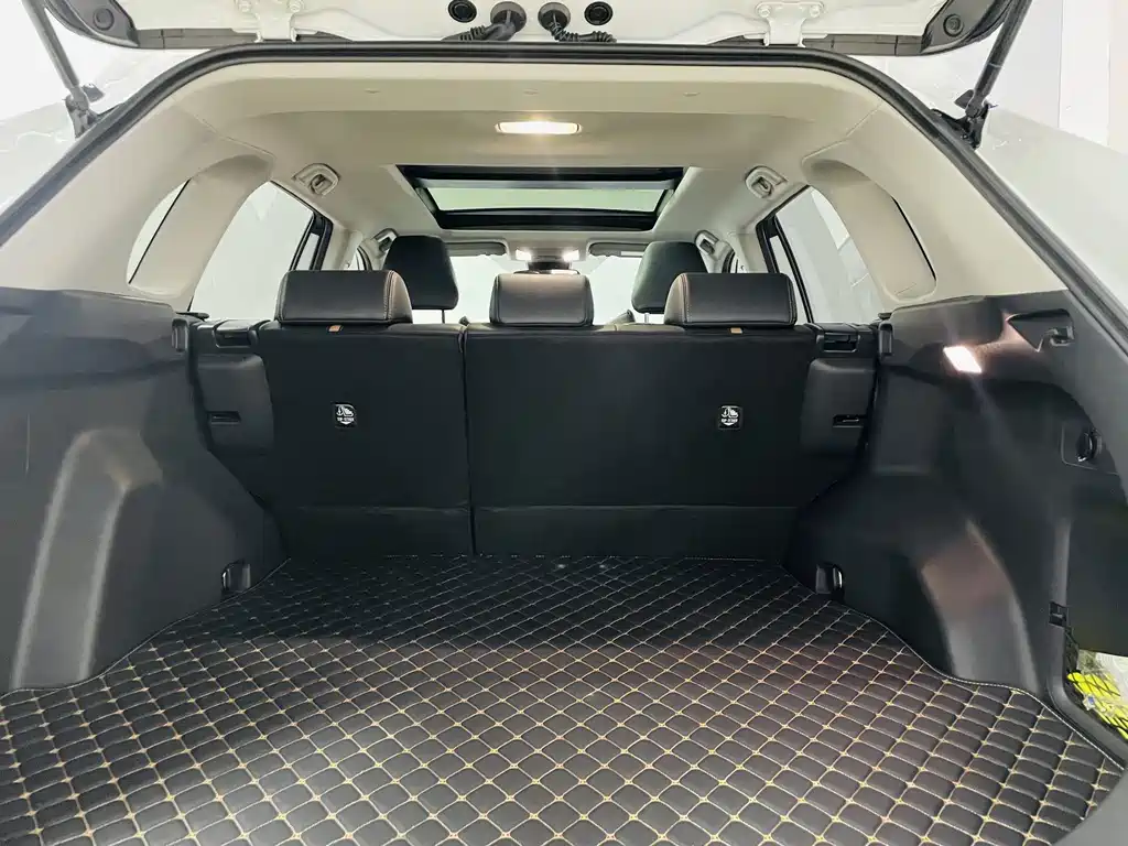 Toyota Wildlander — фото 17