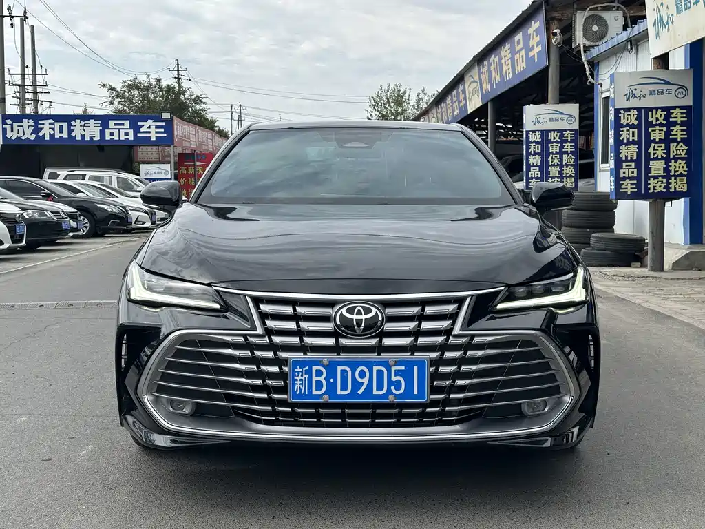 Toyota Avalon — фото 2