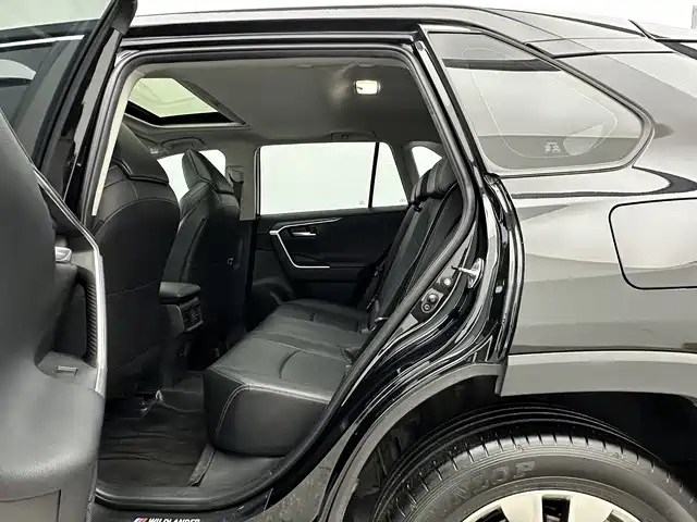 Toyota Wildlander — фото 13